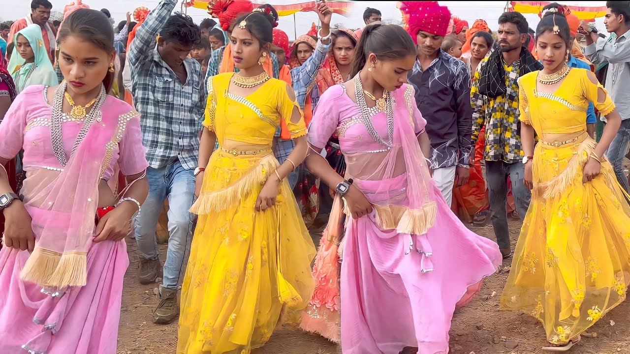 મંજુલા પરણવા બેઠે સાની સાની રોવે છે Dipak R Bariya Girls Timli Dance vairl Dance 2023