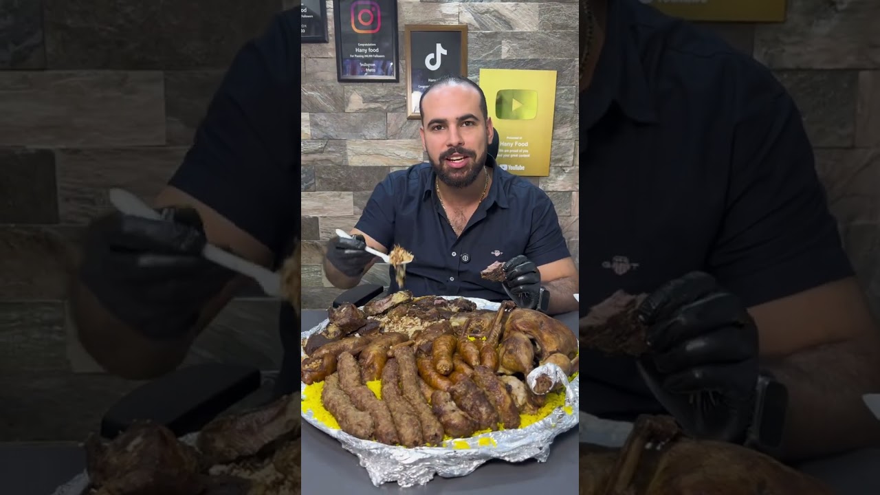 حضر موت عنتر بيهزر في العروض بتاعتو !!حضر موت عنتر  بيعمل صواني و عروض غريبه !