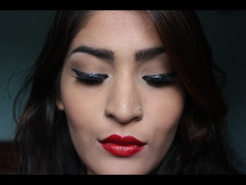 Video: Lakme Absolute Bronze Flake iluminador brillo labial revisión