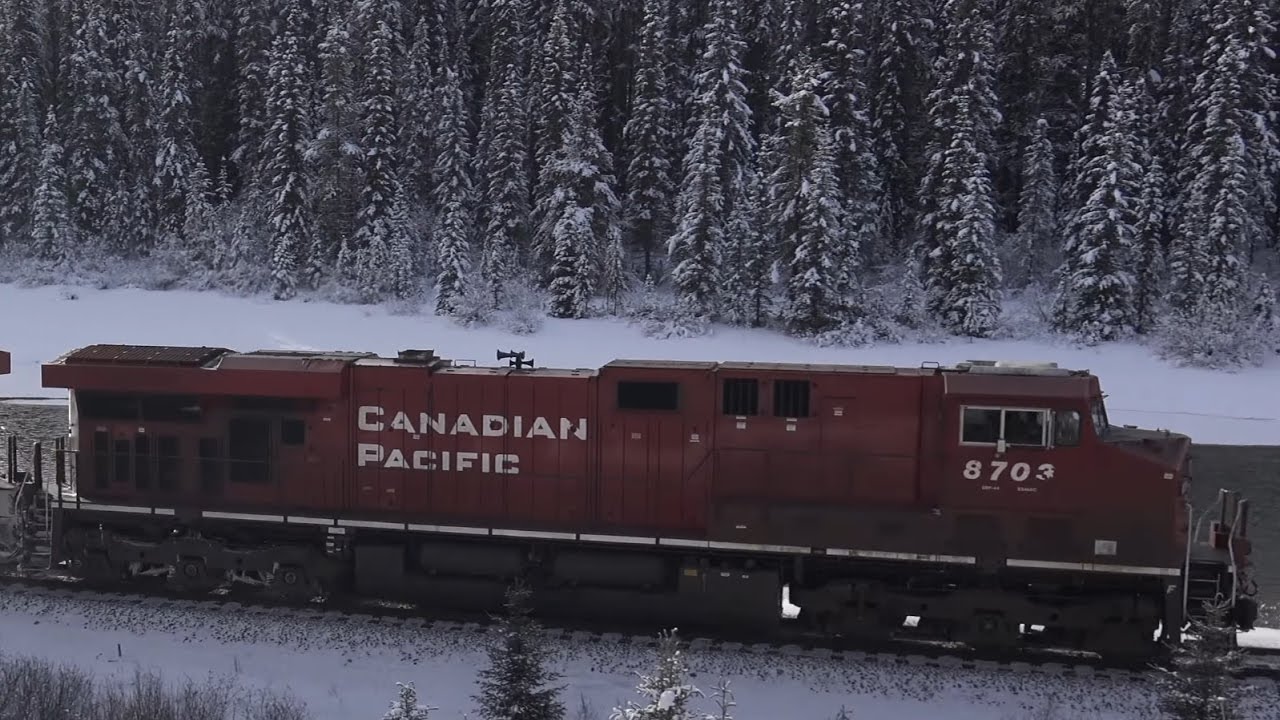 4K CP Laggan Sub Morants Curve West Bound Tanker