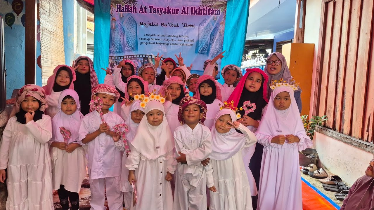 Tarian Ramadhan Tiba - Opick | Marhaban Yaa Ramadhan