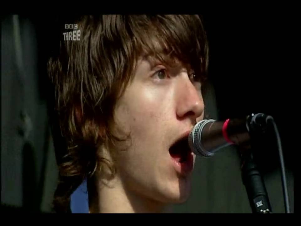 Arctic Monkeys - Mardy Bum - Live at T in the Park 2006 [HD]