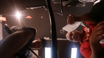 Zoom G1Xon - Loop test at JB Music