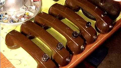 Circuit Bent Lo Fi Telephone Microphone with Filter by Statikstramentz