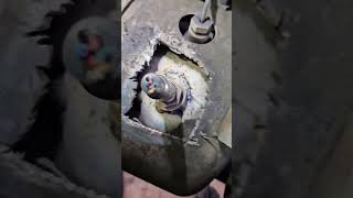 broken outlet nox sensor on 1-box. #freightliner #cascadia #detroitdiesel #nox #aftertreatment #1box