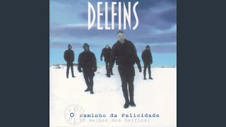 Video voorbeeld van "Delfins - Canção De Engate"