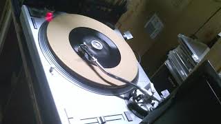 She Keeps The Home Fires Burning   Ronnie Milsap   1985   Styrene