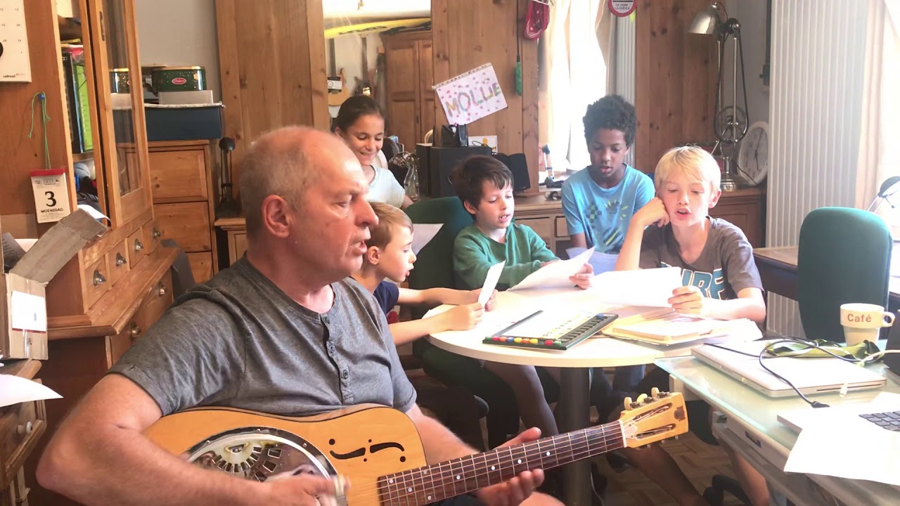 Bonaparte Bigsby.   kamperen is de mooiste zomersport