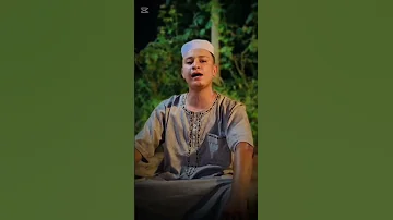 من كأس الحب اشرب واسقيني يا ساقي القوم خذ و اعطيني حسن المحبوب تجلى يا عيني 