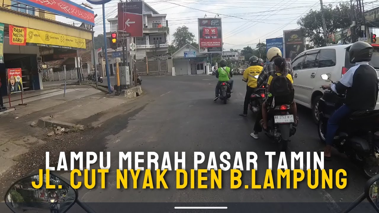 Suasana Jalan Cut Nyak Dien Palapa Pasar Tamin Bandar Lampung