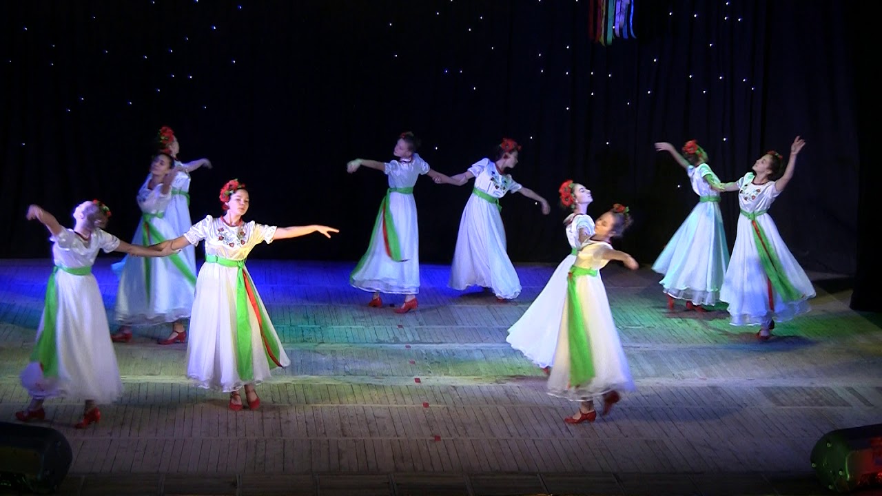 Народний ансамбль танцю 