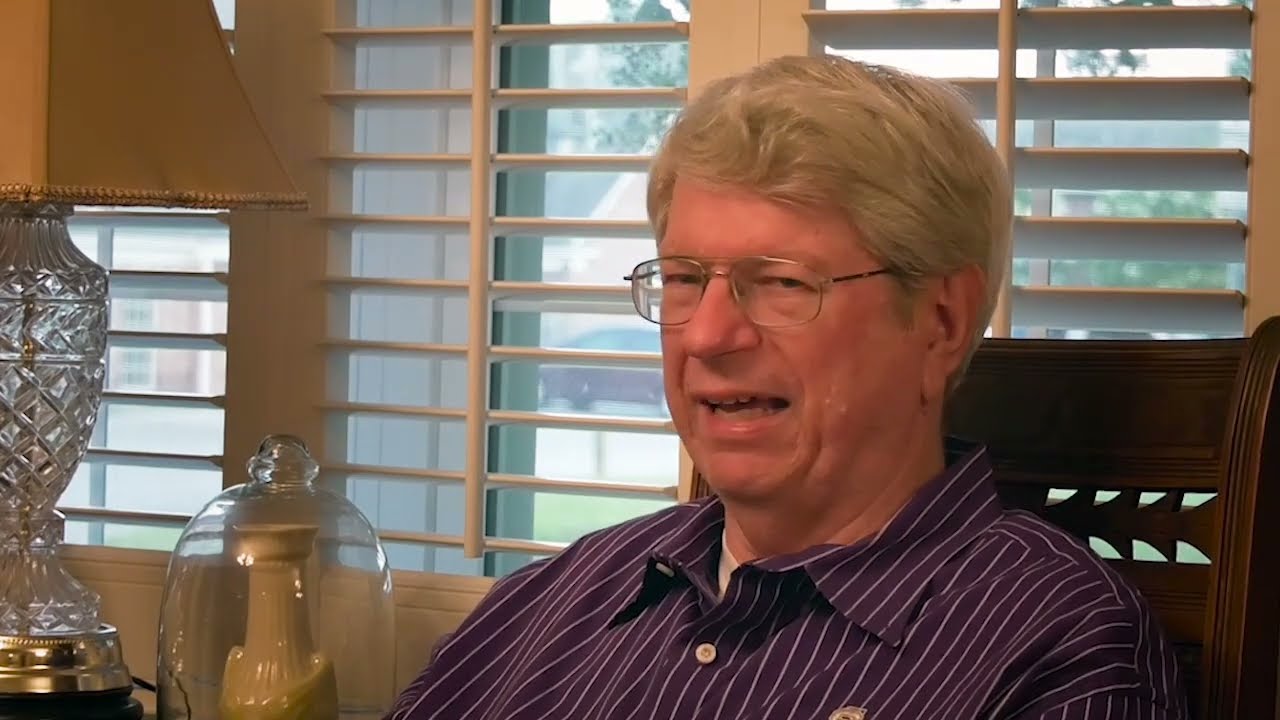 Angel dressed like UPS man comes to take this man's dying mother home.