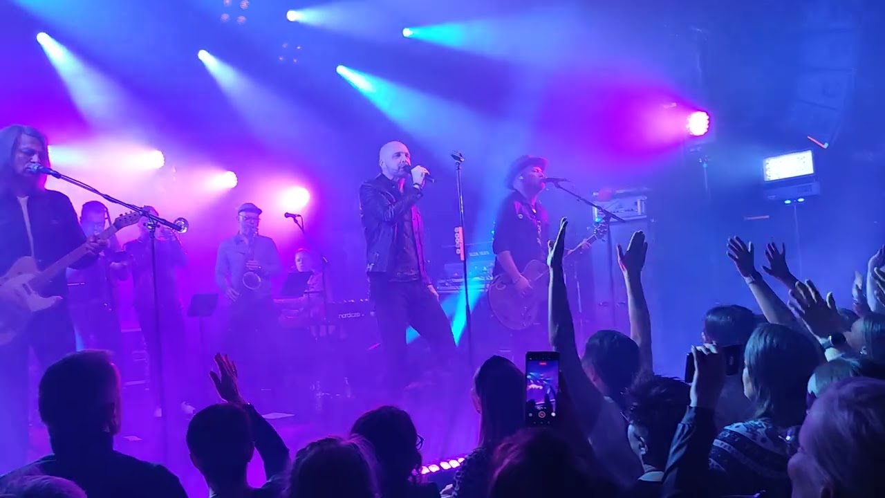 Juha Tapio - Aito rakkaus - Live @Tavastia-klubi, Helsinki, 11.12.2022