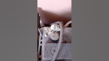 |बैटरी से कार्बन कैसे हटाए|how to remove carbon from battery terminal#shortvideo #viralvideo#ytshort