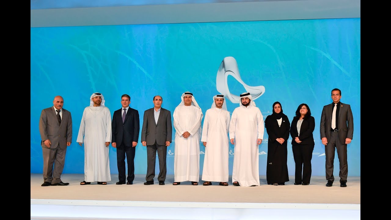 أحمد بن محمد يكرم الفائزين في جائزة دبي للنقل المستدام 2017 دبي مباشر
