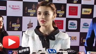 Alia Bhatt Gets Angry On Reporter Questioned About Her Gk