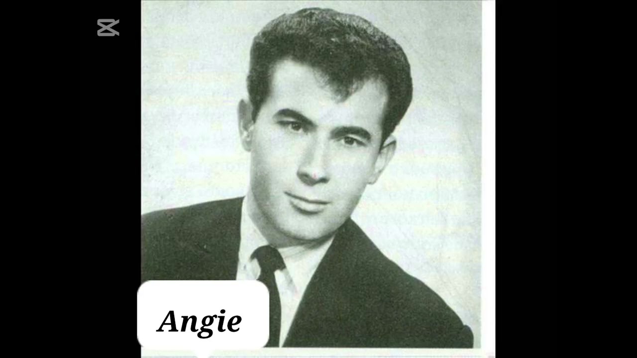 ΚΟΥΛΟΥΚΑΚΗΣ ΓΙΑΝΝΗΣ - ΤΑ ΑΔΕΛΦΙΑ ΔΕΝ ΜΑΛΩΝΟΥΝ .