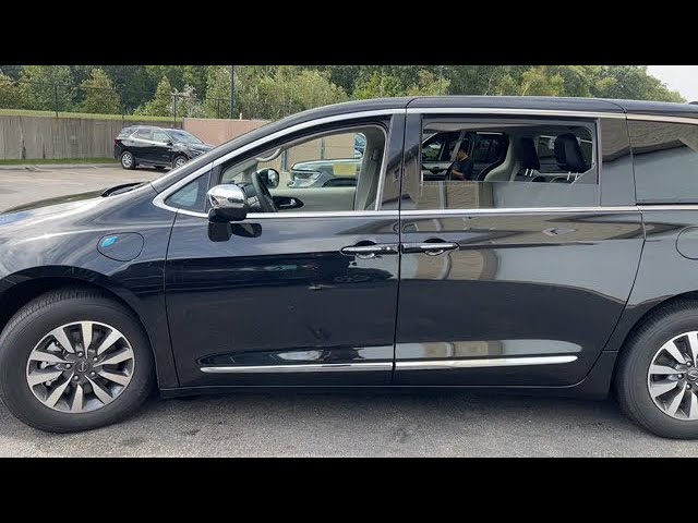 2023 Chrysler Pacifica Milford, Mendon, Worcester, Framingham MA,  Providence, RI 23-543 - YouTube