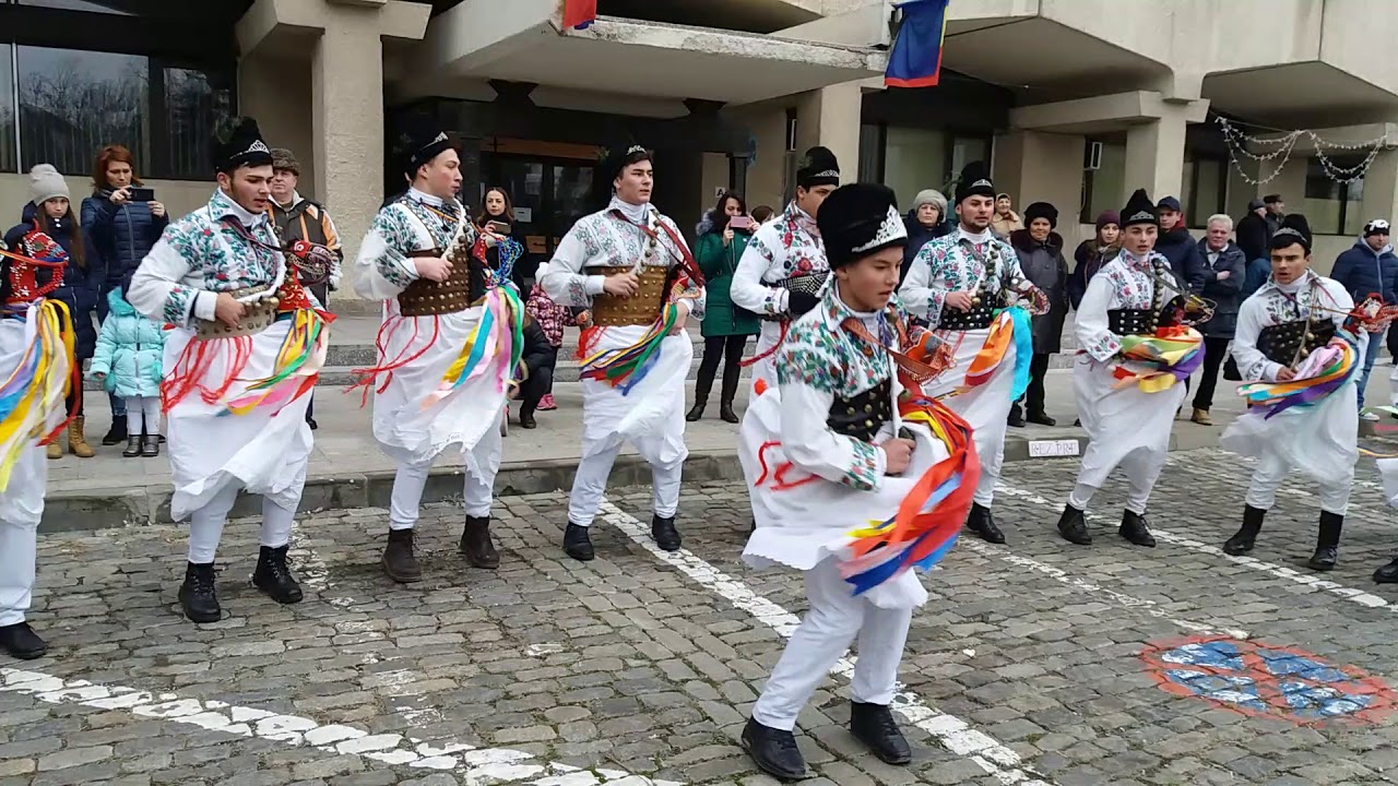 DATINI SI OBICEIURI DE IARNA 2017 (5) YouTube DATINI SI OBICEIURI DE IARNA 2017 (5) YouTube