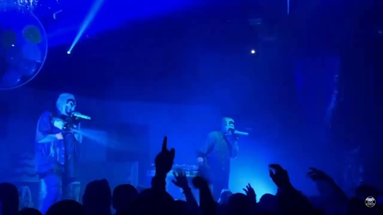 Violent J (Insane Clown Posse) Faygo Snipes Streamer @ Concert on his Birthday