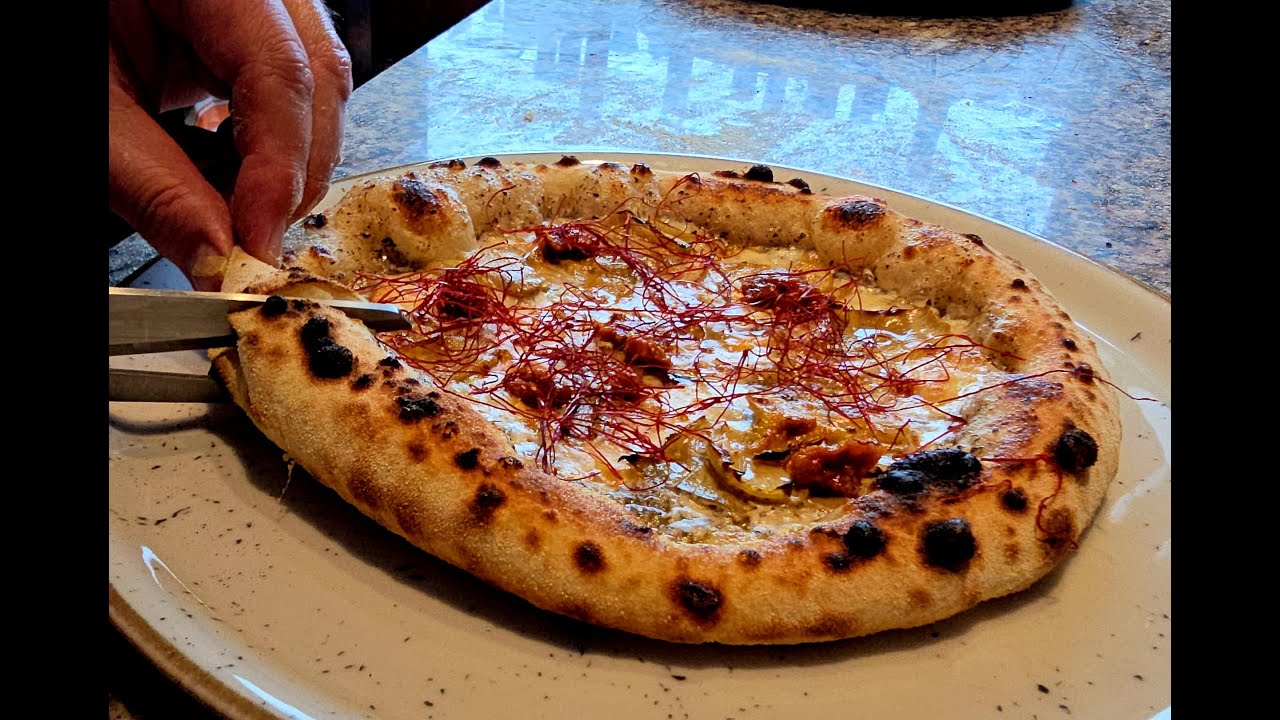 Articsóka/Chiliszálak Nápolyi pizza sütése Panetti Primo kemencében 2 perc alatt!!