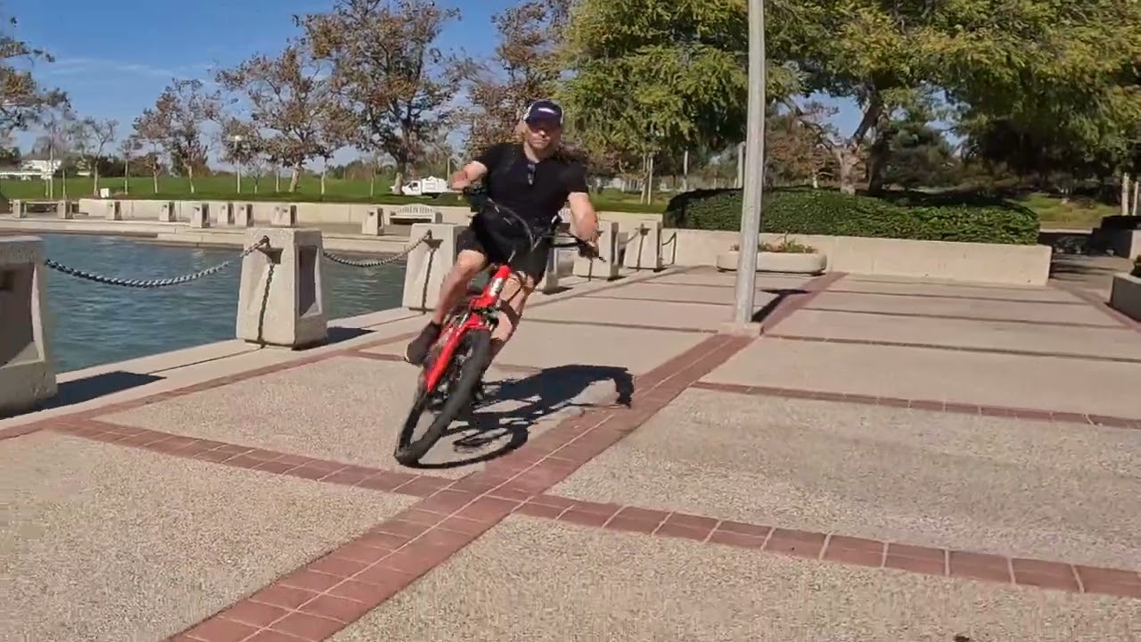 Graham's Ebike ride across Irvine Bike Trails! The Elux Malibu GT.