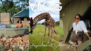 VLOG: 24 Hour Staycation at Sibani Lodge, the friendliest Giraffe I have ever met