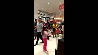 The Prayer English and Italian Version by a 7 Year Old Girl