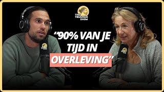 Download Lagu Waarom je brein je gevangen houdt in het verleden | Psycholoog Ingeborg Bosch | The Trueman Show MP3