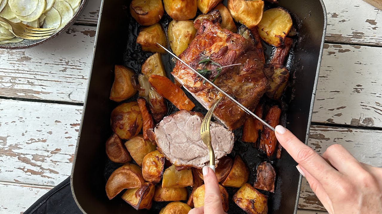 Sočna svinjska pečenka po kmečko