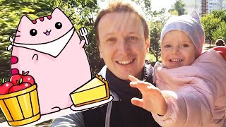 Идём кормить маленьких пушистых котят. Видео для детей. VLOG #001 / Feeding kittens Идём кормить маленьких пушистых котят. Видео для детей. VLOG #001 / Feeding kittens