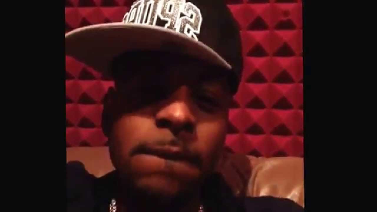 Vargas Playa in the studio working on I got that Glow Mixtape coming soon I wanna see you twerk