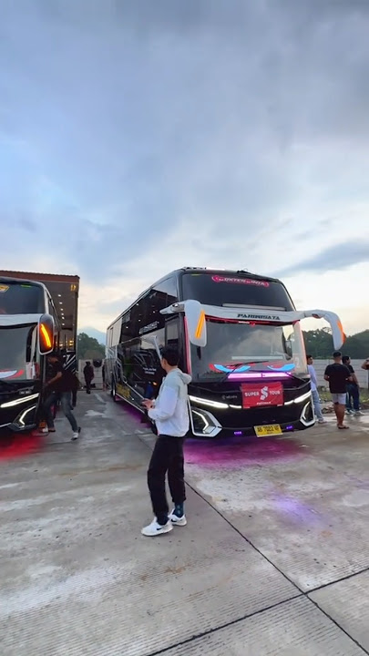 Story'WA bus NEW MANJA mboiss 30 detik