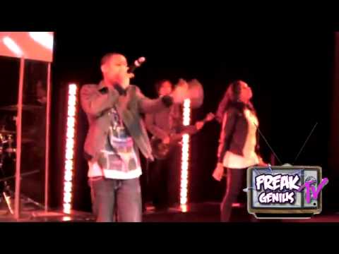 TODO MUNDO ODEIA O CRIS - Tyler James Williams CANTANDO RAP.flv