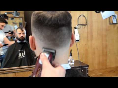 Видео: Подстригване на Barber & Co