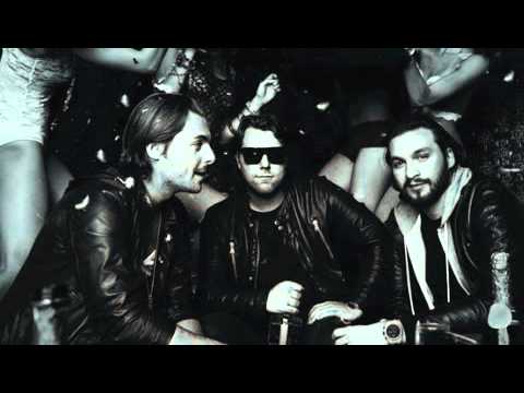 [NEW320!!] Swedish House Mafia - Save The World Tonight (Trifo & Will K Pres. One Night Stand Remix)