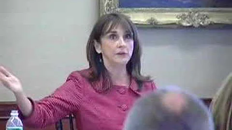 From Virtual Worlds to Digital Classrooms: Francie...