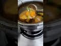 Lemon rice, kovakkai poriyal, thakkali rasam, keerai, murungaikai mangai sambar, maavadu, curd.