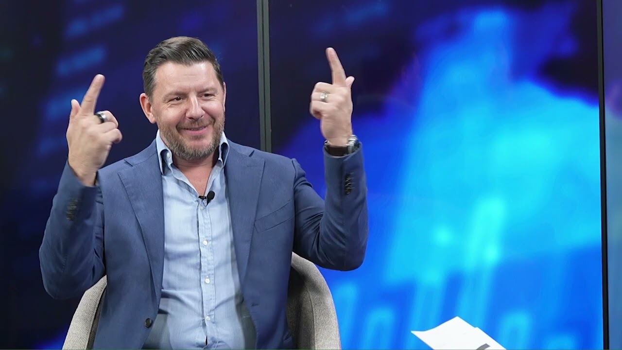 Manu Feildel shares his startup journey