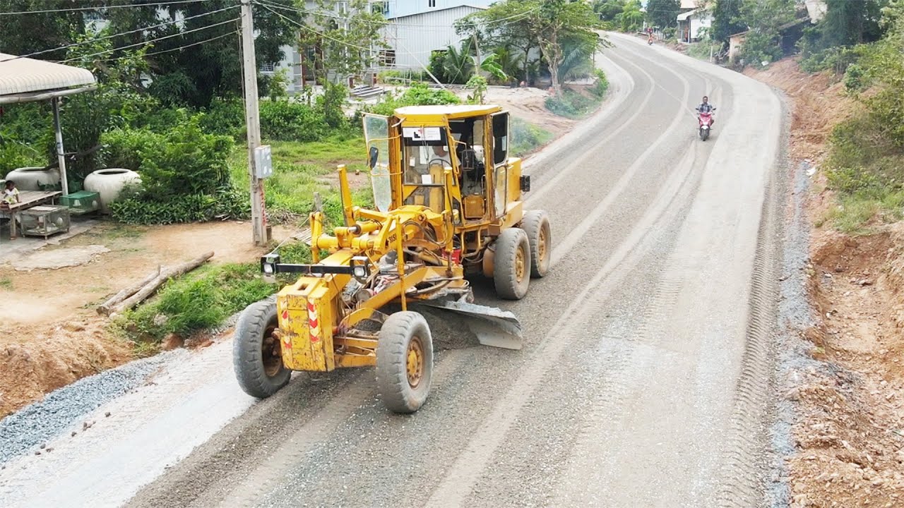 Motor Grader MITSUBISHI Grading Gravel Processing, Best Powerful Motor ...