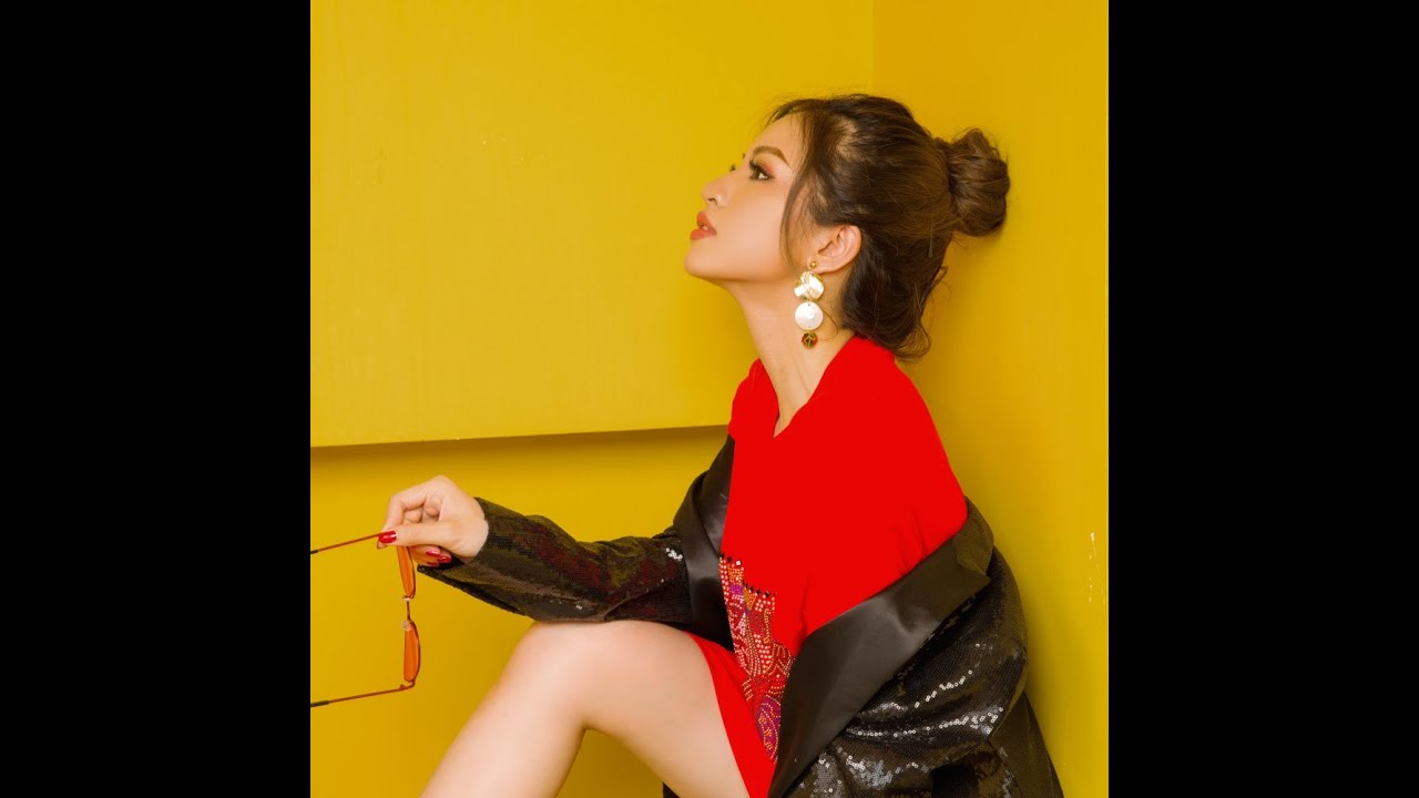 Ver Em Ở Đây, Anh Ở Đâu? (Lyric Video) - Shin Hồng Vịnh en YouTube