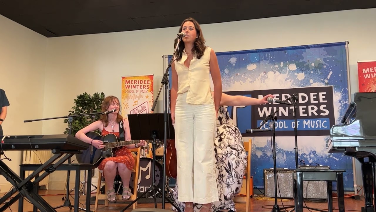 Meridee Winters Student Performs "Landslide"