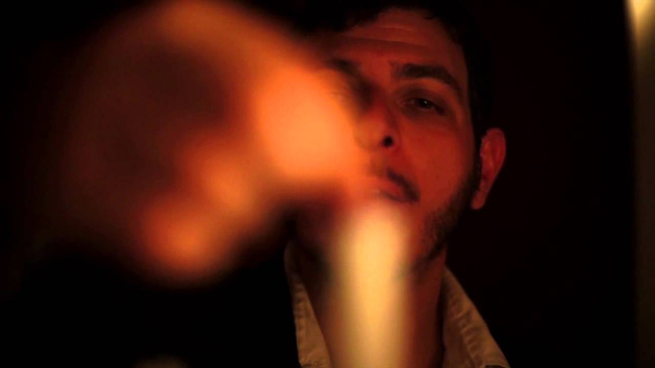 Ver Vic Ruggiero - THIS (Official Video) en YouTube Ver Vic Ruggiero - THIS (Official Video) en YouTube