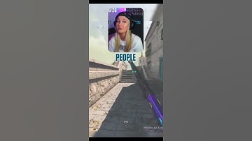 Female Streamer CAUGHT HACKIN LIVE