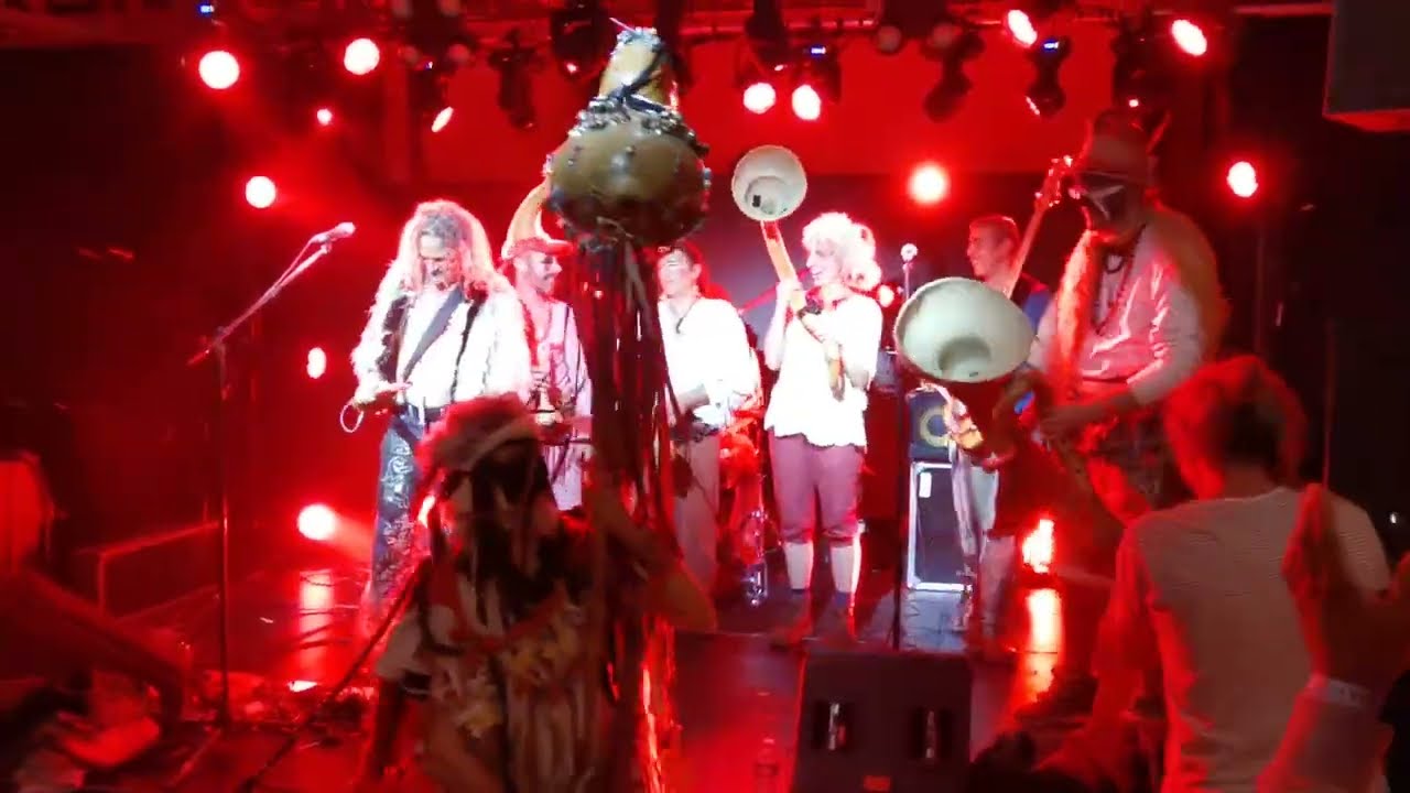 Arc Latin Méditerranée-Djé Balèti Vespa Cougourdon Ourchestra