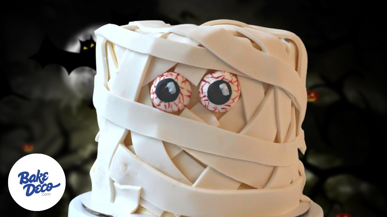 Halloween Mummy Cakes - ZoëBakes