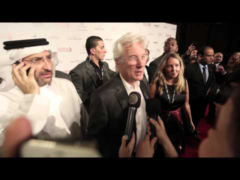       نصائح ريتشارد جير للمجتمع المبدع