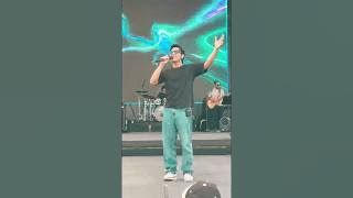 Dah dengar lagu Kalau Bukan Aku oleh Khai Bahar? Kalau belum, jom tengok di YouTube sekarang.