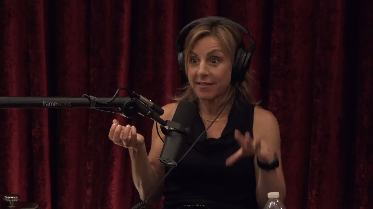 Joe Rogan Experience #1665 - Carole Hooven