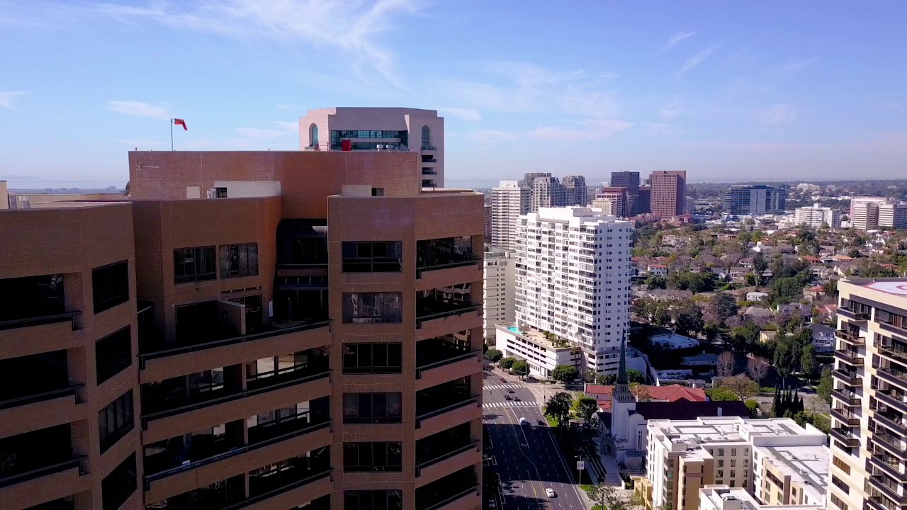 A Tour of the Wilshire Corridor